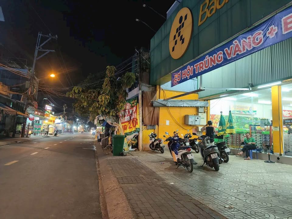 Mặt tiền FrontHouse 339 Đỗ Xuân Hợp, Thủ Đức 240m² giá 23 tỷ - Đầu tư sinh lời ngay!