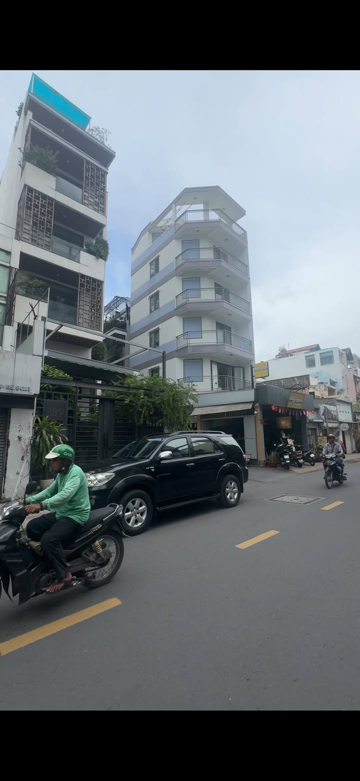 FrontHouse mặt tiền Nguyễn Văn Đậu, Bình Thạnh 90m² giá chỉ 16 tỷ - Đầu tư sinh lời!