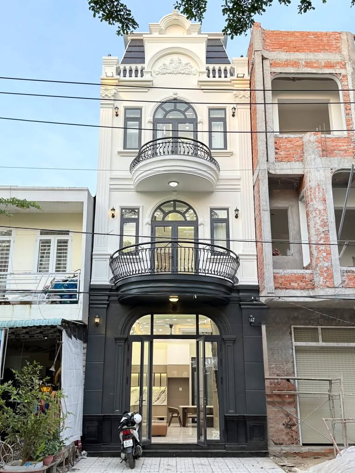 Nhà 1 trệt 2 lầu đường Xuân Hồng 48m² giá chỉ 4.35 tỷ - Sổ hồng chính chủ!