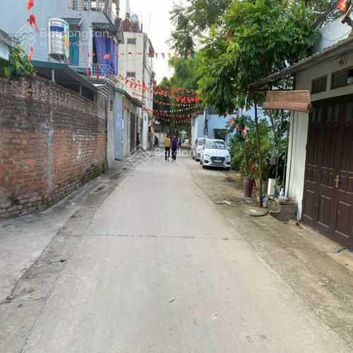 Đất lô góc tại Thạch Thất 230m² giá 25.5 tỷ - Vị trí đắc địa cho đầu tư!