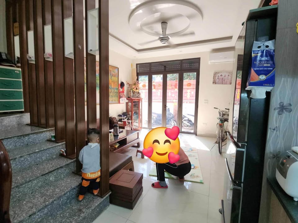 Nhà đẹp Đông Ngạc 33m² giá 7.4 tỷ - Thiết kế hiện đại, sẵn sàng vào ở!