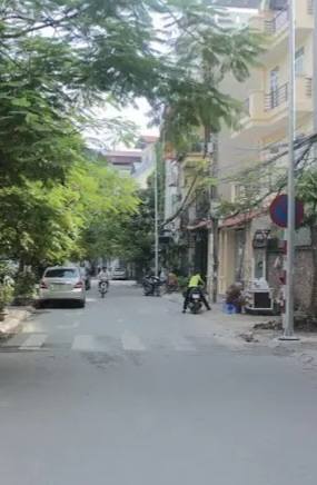 Nhà 6 tầng Đội Cấn, Ba Đình 250m² giá 59.9 tỷ - Cơ hội đầu tư sinh lời cao!