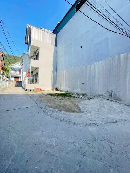 Đất Lô Góc 2 mặt tiền Cẩm Thạch 52m² giá 700 triệu - Cơ hội đầu tư tuyệt vời!