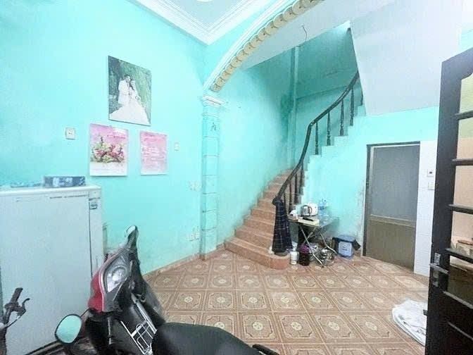 Nhà nguyên căn Láng Hạ 27m² giá 7.5 triệu - Thiết kế tiện nghi, cho thuê ngay!