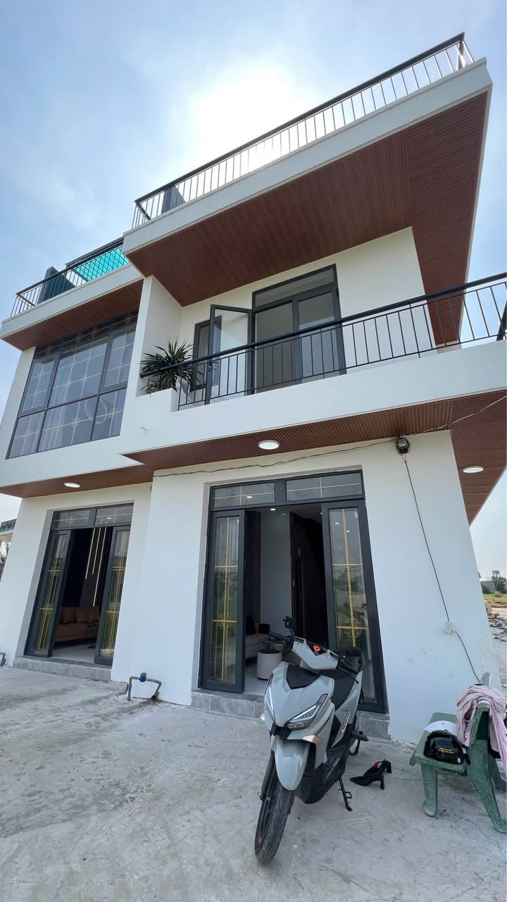 Nhà Lầu 3PN 2WC tại Mỹ Yên, Bến Lức - Giá chỉ 1.47 tỷ, chính chủ!