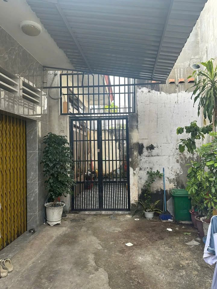 Nhà cấp 4 Bà Điểm, Hóc Môn 56m² giá 2.8 tỷ - Sổ hồng chính chủ!