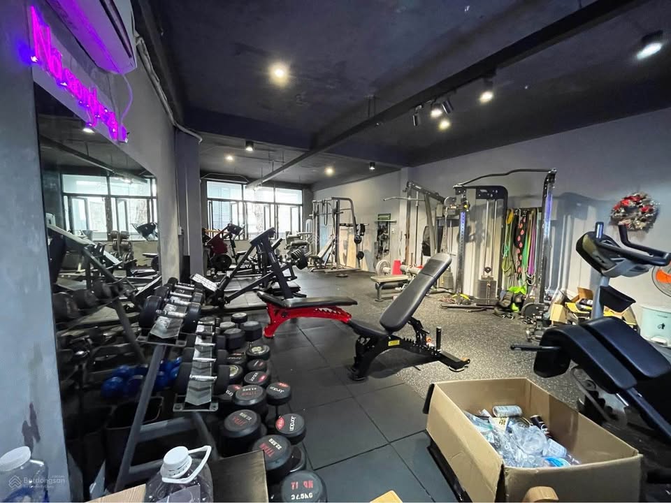 Mặt tiền Bùi Thị Xuân, Quận 1, 121m² giá 15 triệu - Vị trí đắc địa, gần khu văn phòng!