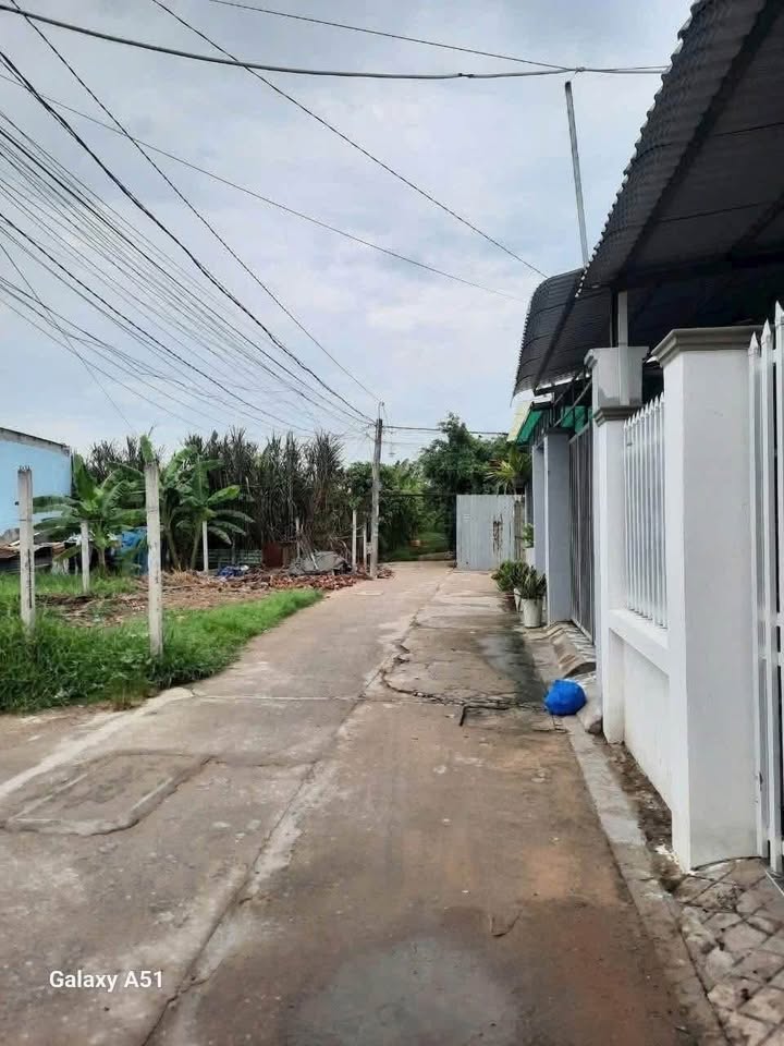 Đất nền góc 2 mặt tiền 81m² tại Bình Trung, Cần Thơ - Giá chỉ 780 triệu!