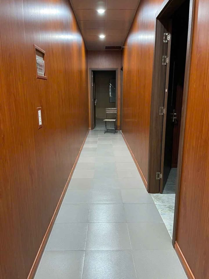 Nhà mặt tiền đường Nguyễn Văn Cừ, Cần Thơ - 100m² chỉ 14 triệu/tháng - Phù hợp làm văn phòng, spa, shop!