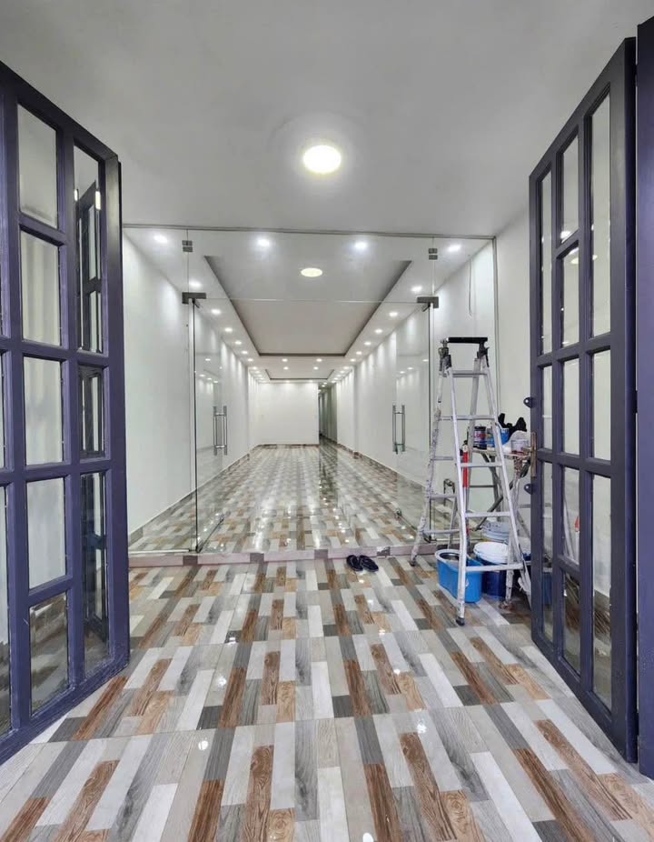 Nhà mặt tiền kinh doanh đường Văn Tiến Dũng, quận Bình Chánh 172m² giá 14.5 triệu - Vị trí đắc địa, kinh doanh thuận lợi