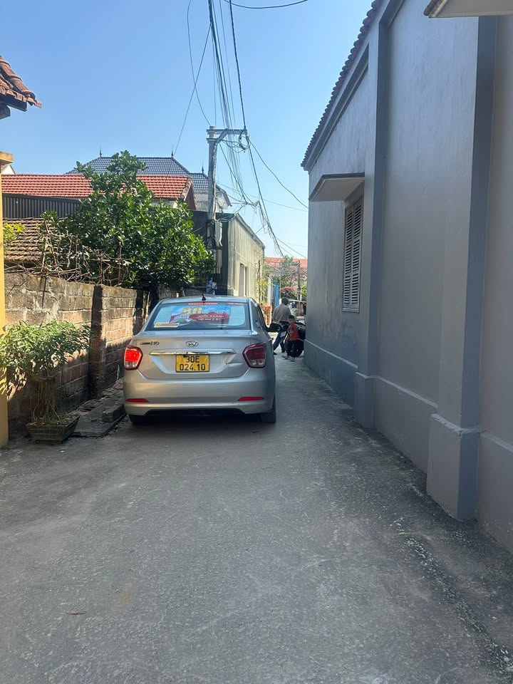 Đất Thụy Hương, Chương Mỹ 85m² giá 3.3 tỷ - Ô tô đỗ thoải mái!