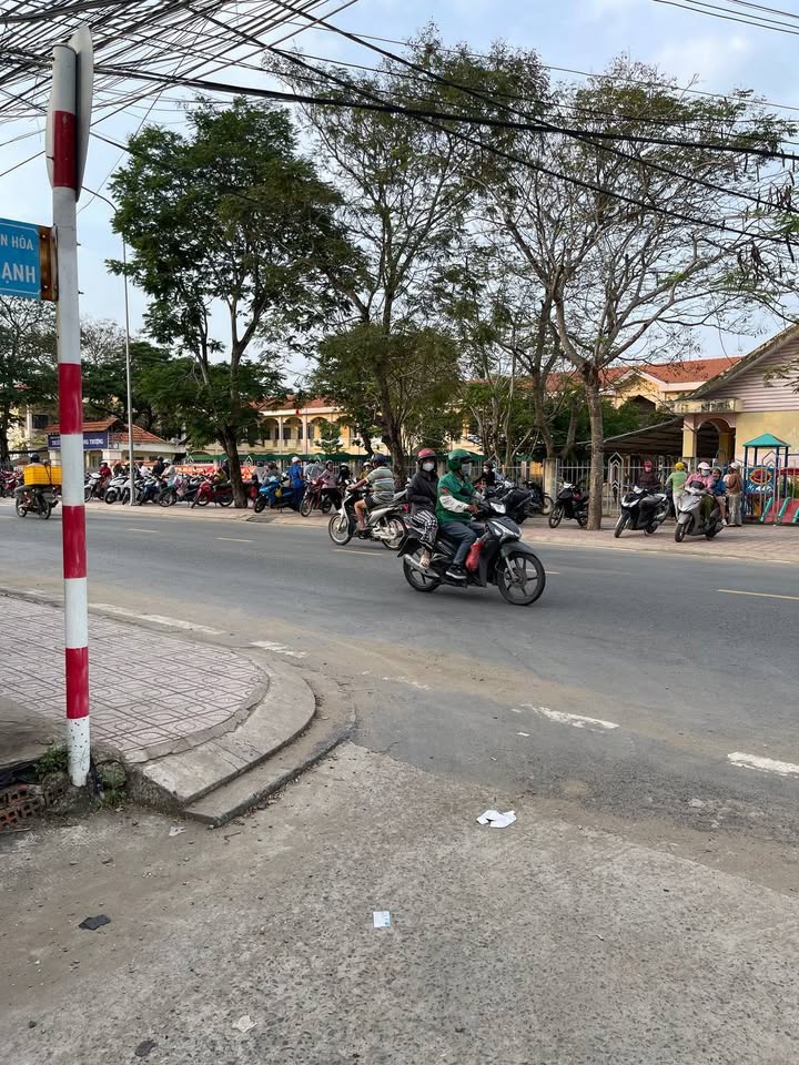 Nhà 1 Trệt 1 Lầu Phước Lý 125m² giá 3.55 tỷ - Đối diện trường học, hoàn thiện 95%!