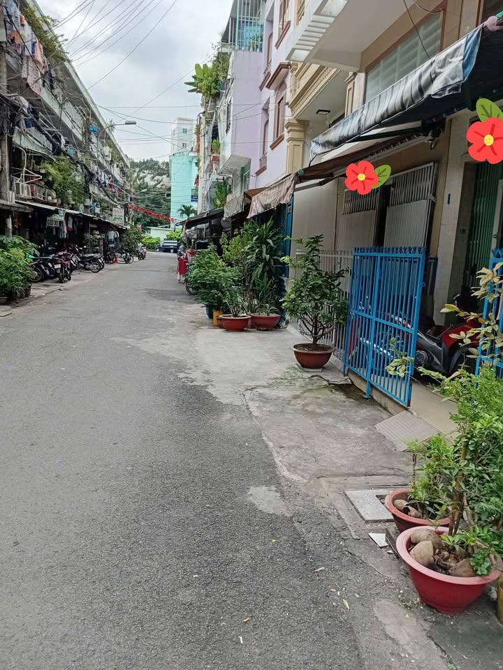 Nhà phố Hẻm 1 Sư Vạn Hạnh, Q. 10 - Diện tích 28m², giá 7.4 tỷ - Kinh doanh tuyệt vời!