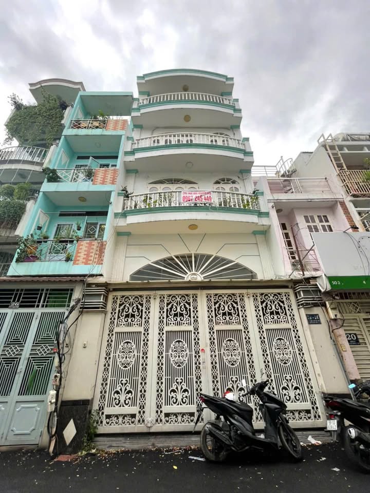 Bán nhà mặt tiền đường Số 4, Cư Xá Đô Thành, Quận 3 - 26 tỷ, 5 tầng sang trọng!