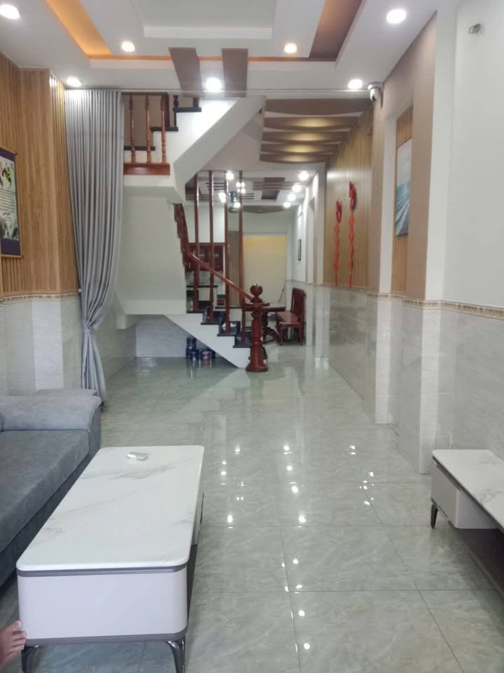 Nhà mặt tiền Lê Văn Khương, Hiệp Thành, 76m² giá 12 triệu - Cho thuê ngay!