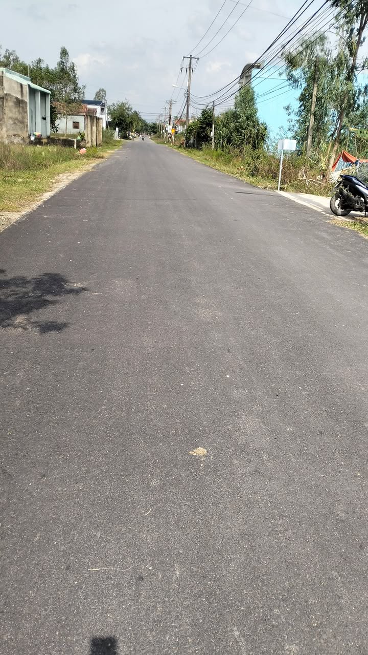 Đất nền Hòa Tiến 100m² giá 1.55 tỷ - Cơ hội đầu tư tuyệt vời!