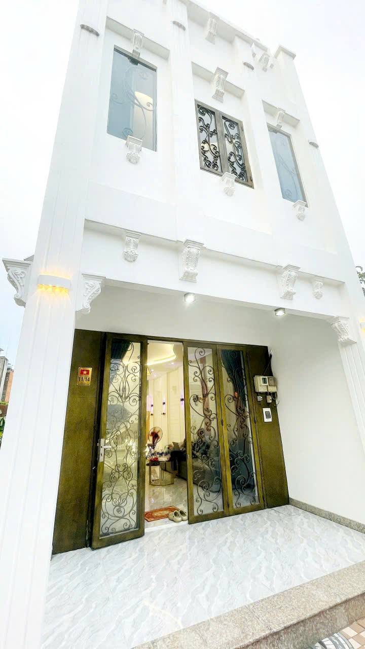 Bán Biệt Thự Hóc Môn 100m² giá 6.2 tỷ - Sẵn sàng vào ở ngay!