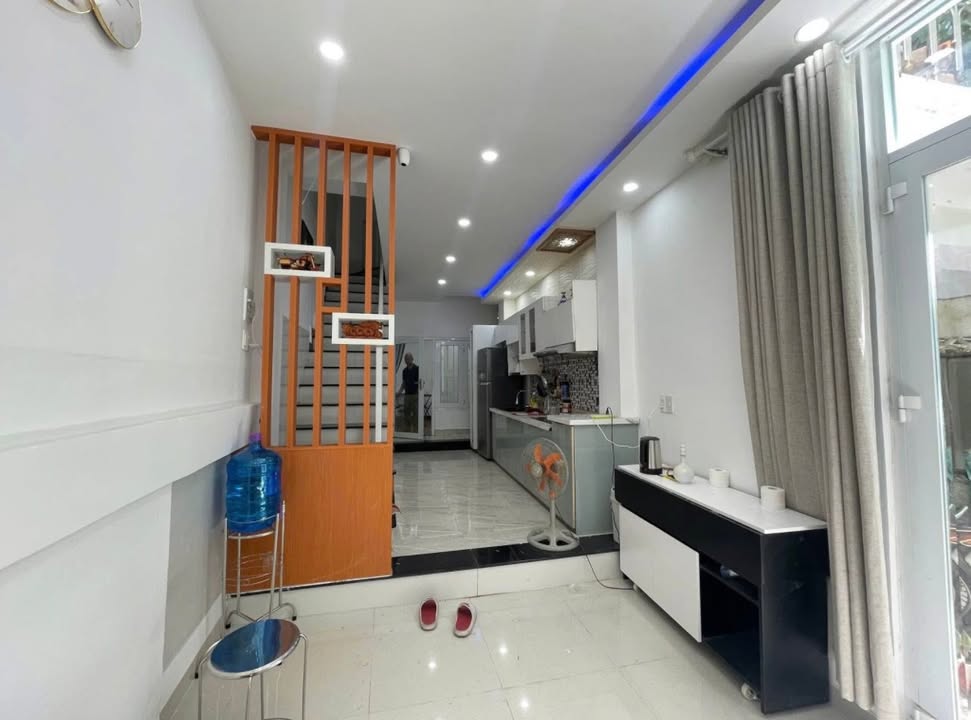 Nhà phố 49 Ngô Gia Tự, Nha Trang 40m² giá 3.85 tỷ - Sẵn sàng vào ở ngay!