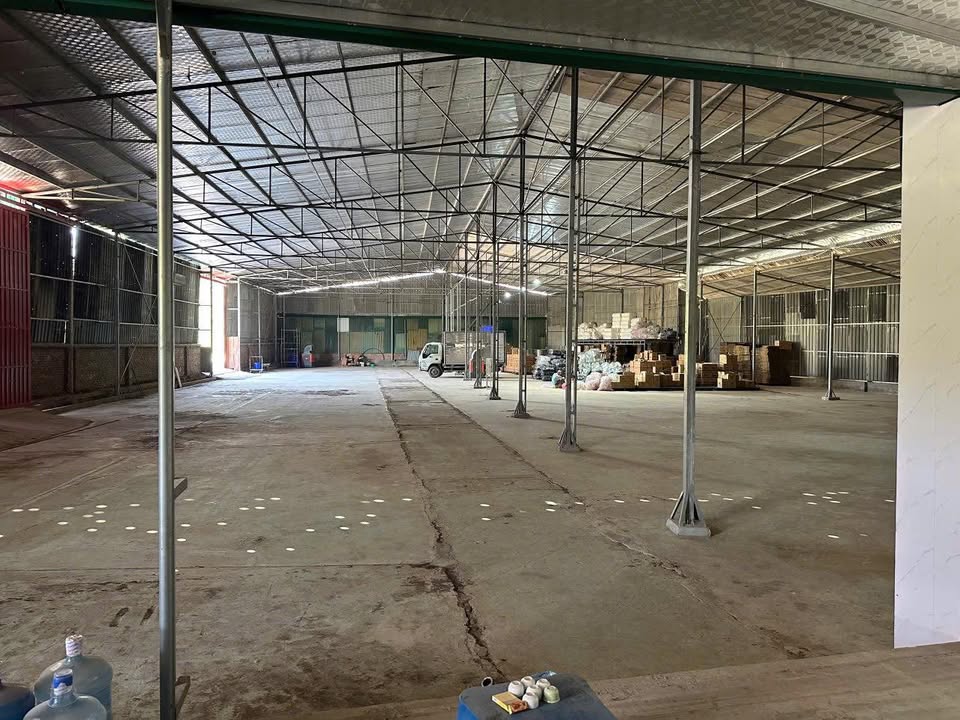 Kho xưởng Trí Quả - Thuận Thành 1400m² giá chỉ 50 triệu - Cơ hội đầu tư tuyệt vời!