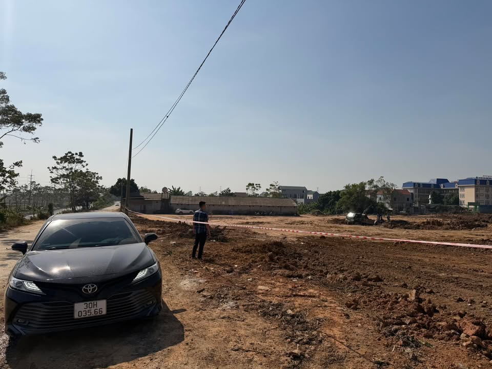 Đất đấu giá Phú Nghĩa 2ha giá thỏa thuận - Kinh doanh sầm uất gần Quốc lộ 6!