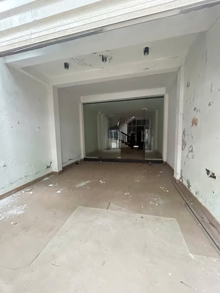 Nhà phố Văn Quán, Hà Đông 82m² giá 22 tỷ - Đầu tư sinh lời tốt!