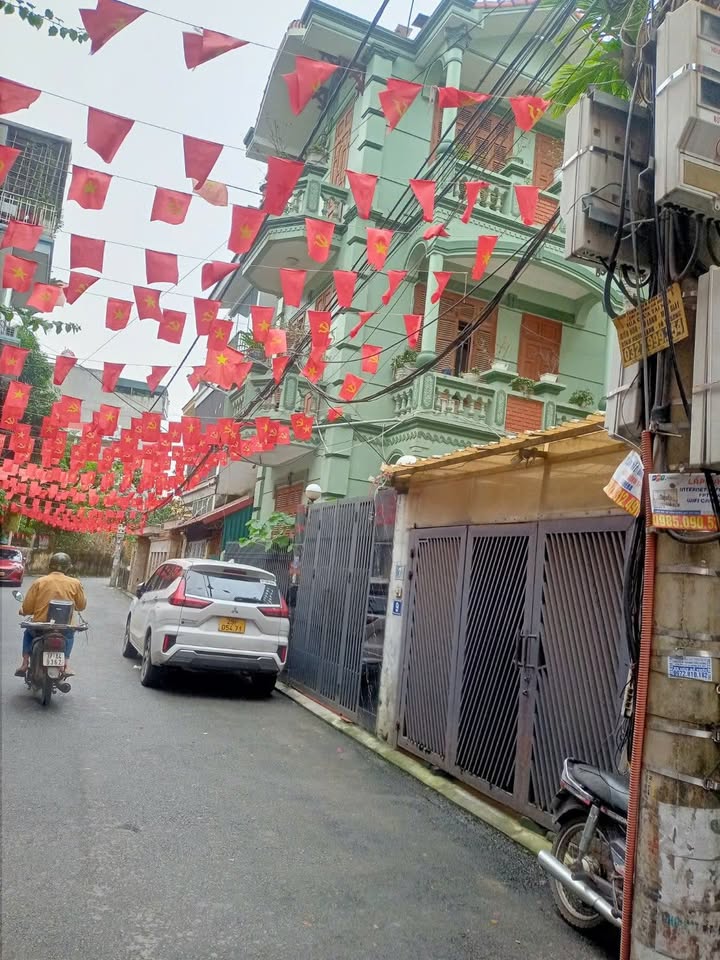 Nhà phố Đông Ngạc 55m² giá thỏa thuận - Ô tô vào tận nhà!