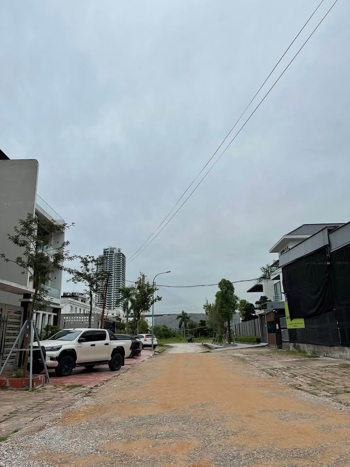 Đất biệt thự 200m² tại Vựng Đâng-Cienco 5, Giá 6 Tỷ - Cơ hội đầu tư hiếm có!