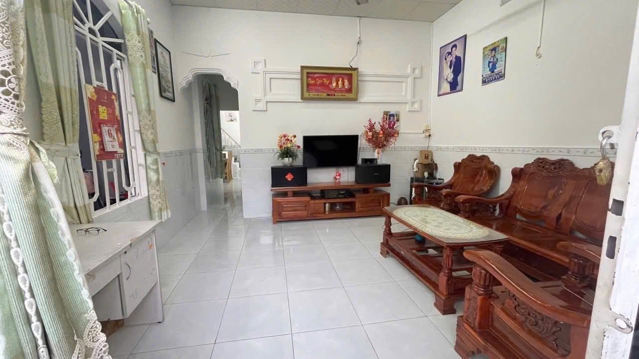Cho thuê nhà nguyên căn hẻm 58 Lương Định Của, Nha Trang 150m² - Thiết kế 2 tầng đầy đủ tiện nghi!