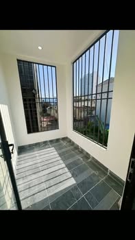 Nhà mới xây 3 tầng tại Ngõ 280 Trần Nguyên Hãn 30m² - Tiện nghi đầy đủ, giá chỉ 2.15 tỷ!