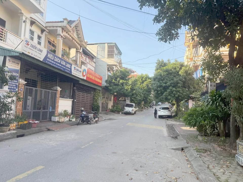 Đất liền kề trục chính Hàm Nghi, Gia Cẩm, 190m² giá chỉ 4x triệu/m² - Đầu tư sinh lời!