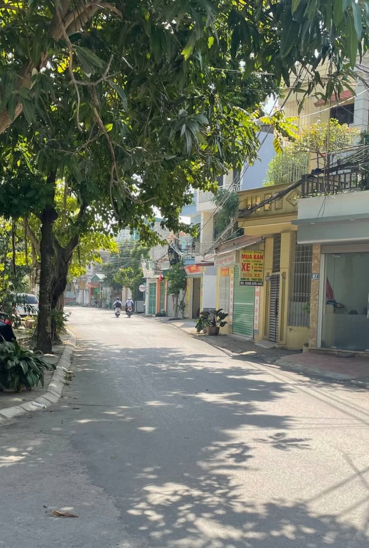 Lô đất mặt tiền Trần Bình Trọng, Quảng Hưng 82m² giá 3 tỷ - Kinh doanh sầm uất!