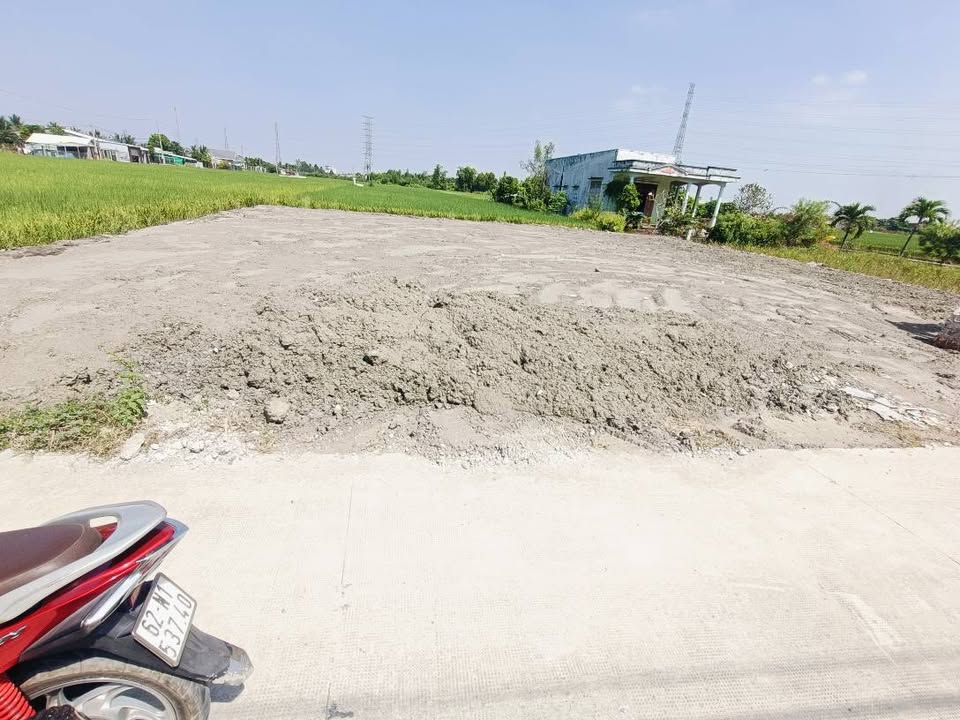 Đất thổ cư Ấp 7 Nhựt Chánh 96m² giá 550 triệu - Mặt tiền đường bê tông rộng rãi!