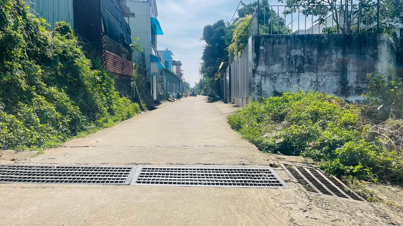 Đất hẻm 279 Phạm Văn Đồng 150m² giá 900 triệu - View ruộng tuyệt đẹp!