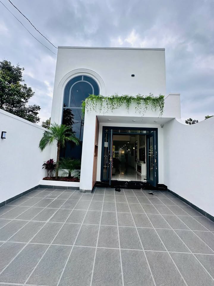 Nhà đẹp Cư Êbur Buôn Ma Thuột 150m² giá 3.88 tỷ - Sẵn sàng vào ở ngay!