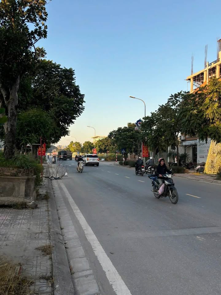 Đất nền Kẻ Tạnh, Long Biên 54m² giá 9 tỷ - Tiềm năng sinh lời cao!