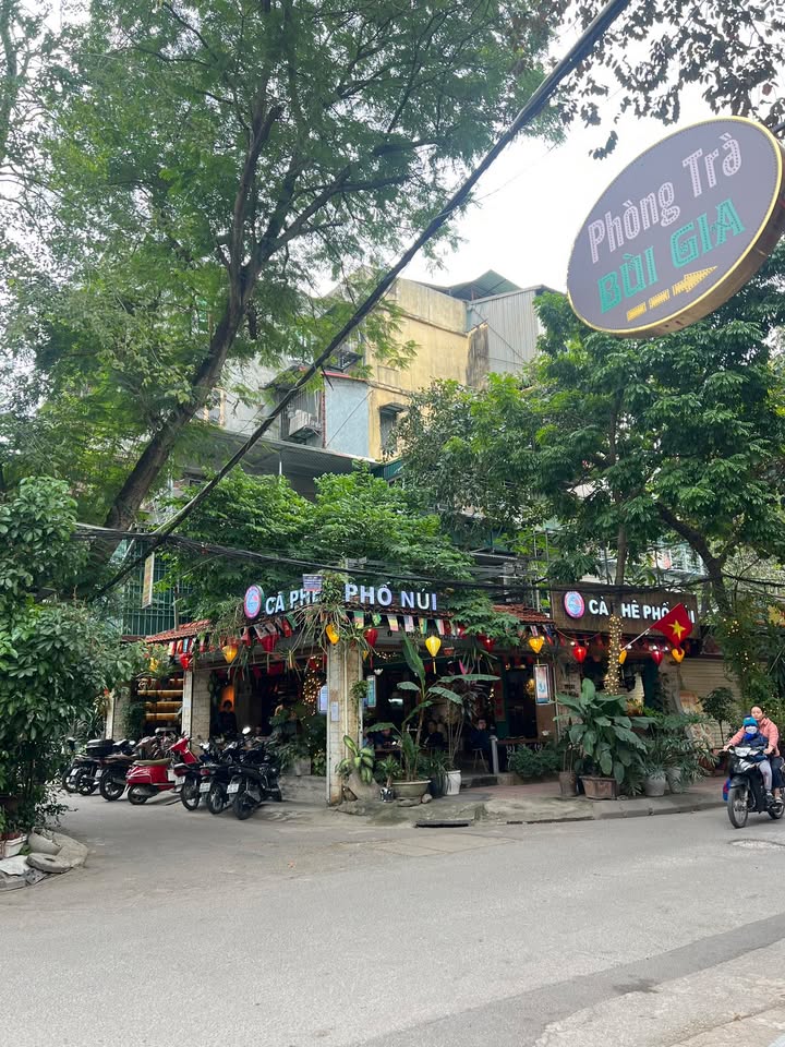 Cho thuê văn phòng lô góc Đống Đa 88m² giá 60 triệu - Mặt tiền rộng, vị trí đắc địa!