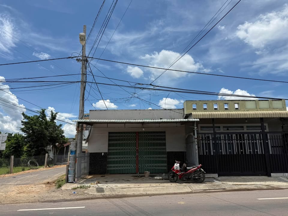 Nhà cấp 4 + Đất 150m² Phước Lộc, Tuy Phước - Lô góc hai mặt tiền, tiện kinh doanh!