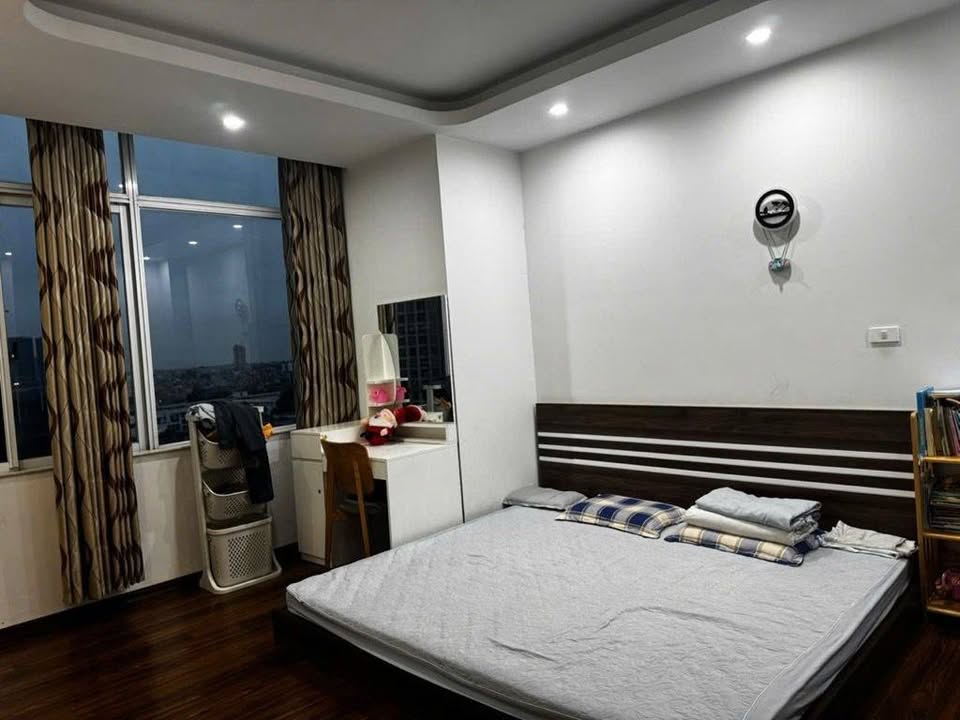Chung cư Sunshine Riverside Tây Hồ 130m² giá 8 tỷ - Full nội thất đẹp, view cầu Nhật Tân