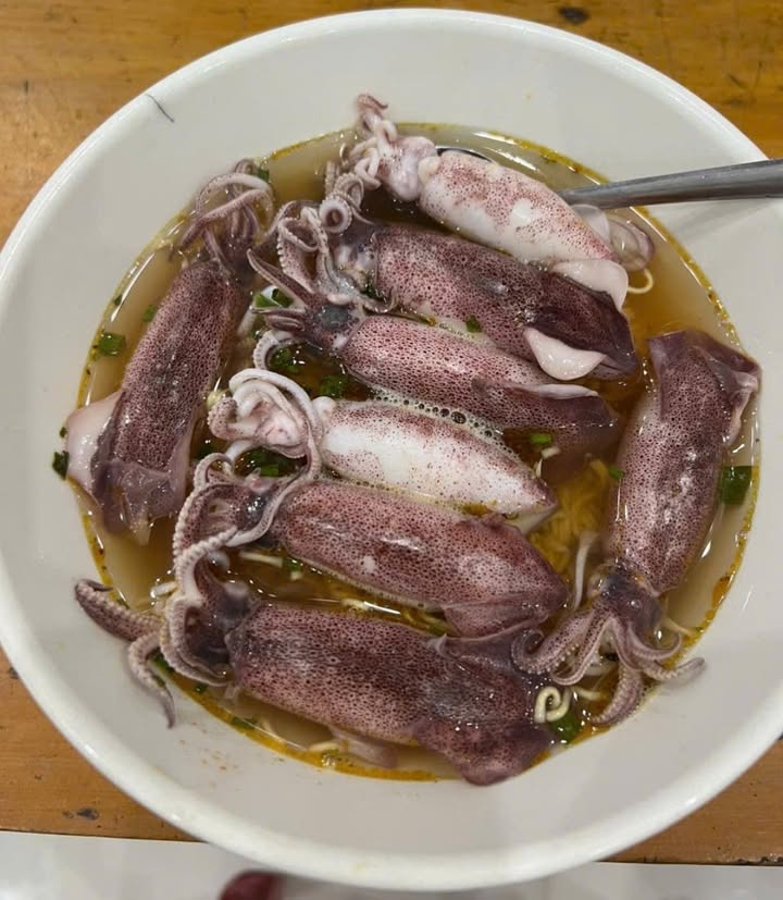 Đất thổ cư Lộc Tiến 900m² giá 2 tỷ - Khu dân cư đông đúc, tiện lợi!