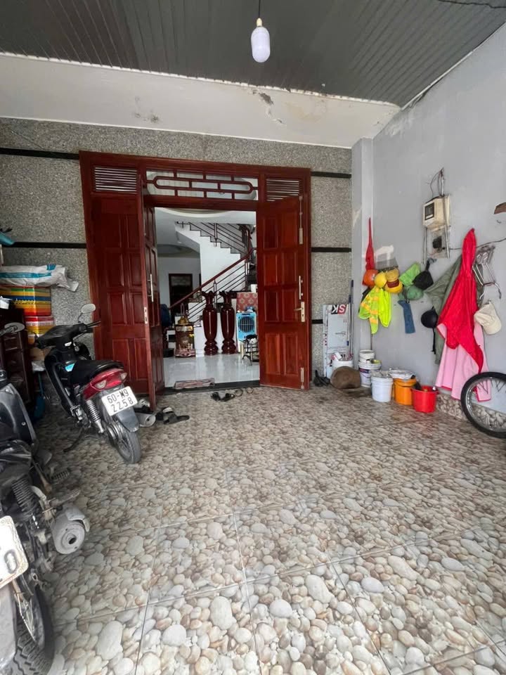 Mặt tiền kinh doanh đa ngành Bà Điểm 86.5m² giá 6 tỷ - Lợi nhuận cao ngay chợ Cây Me!