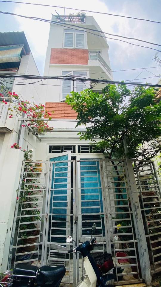 Nhà góc 2 mặt tiền Tân Phước, Quận 10, 48m² giá 6,5 tỷ - Đầu tư sinh lời cao!