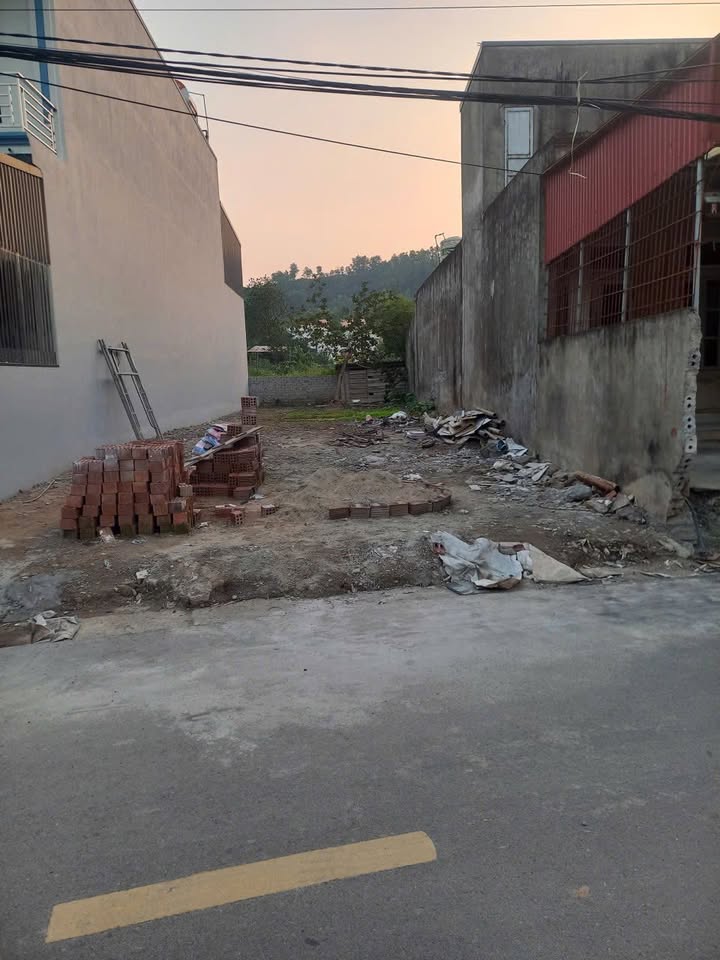 Đất nền Tổ 10, Tân Bình, Tam Điệp 189m² giá 1.5 tỷ - Đầu tư sinh lời hấp dẫn!