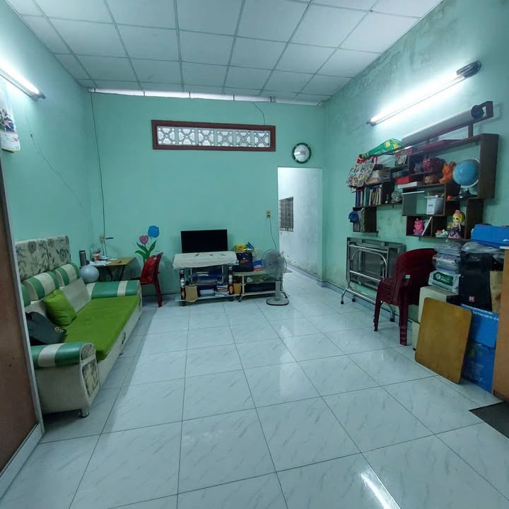 Nhà Bà Điểm, Hóc Môn 56m² giá 2.75 tỷ - Sổ hồng riêng, vào ở ngay!