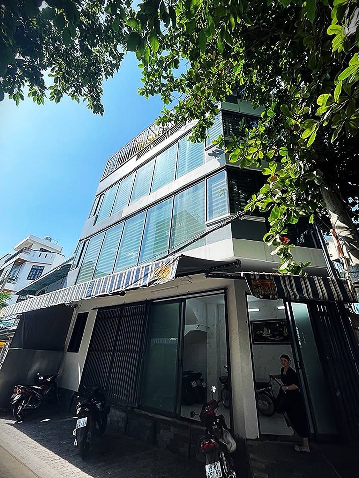 Nhà phố mặt tiền Lý Chiêu Hoàng, quận 6 - Diện tích 30m² giá 6 tỷ - Kinh doanh ngay!