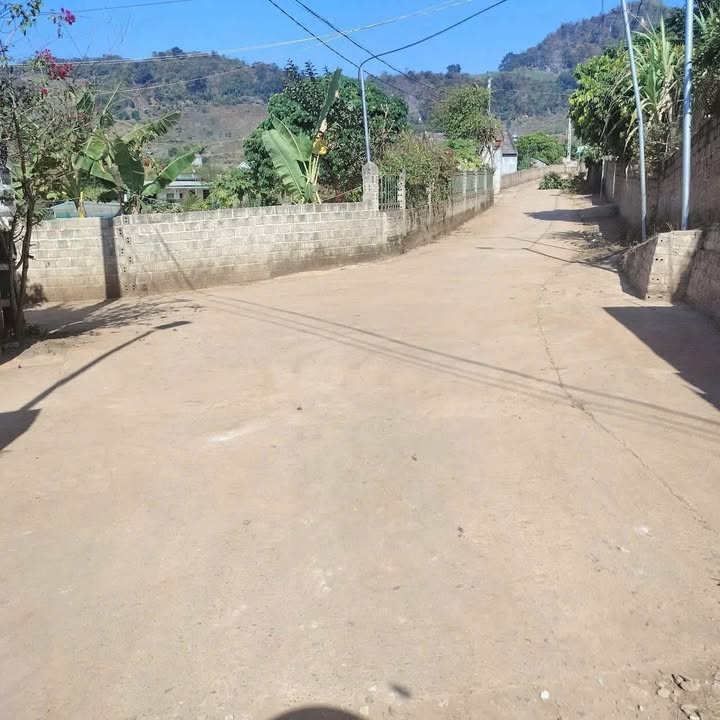 Đất Mường Sang Mộc Châu 342m² chỉ 2 tỷ - Vị trí đẹp, sổ đỏ chính chủ!