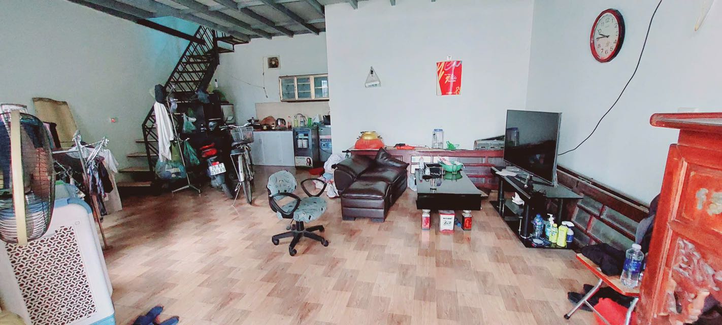 Nhà cho thuê tại phường Thượng Thanh, quận Long Biên 40m² giá 5.5 triệu - Ô tô đỗ trước cửa