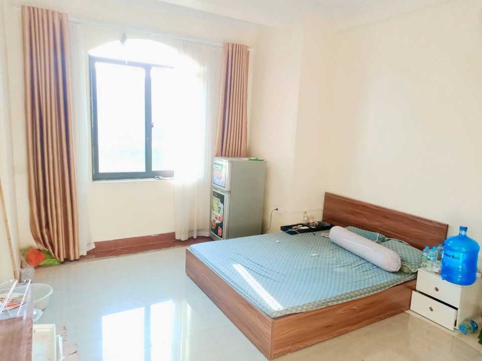 Căn hộ cho thuê mặt phố Lâm Du, Long Biên 40m² giá 4.2 triệu - Sẵn sàng vào ở ngay!