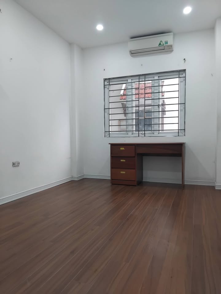 Nhà cho thuê 5 tầng tại 148 Quang Tiến, 31m² - Đầy đủ tiện nghi!