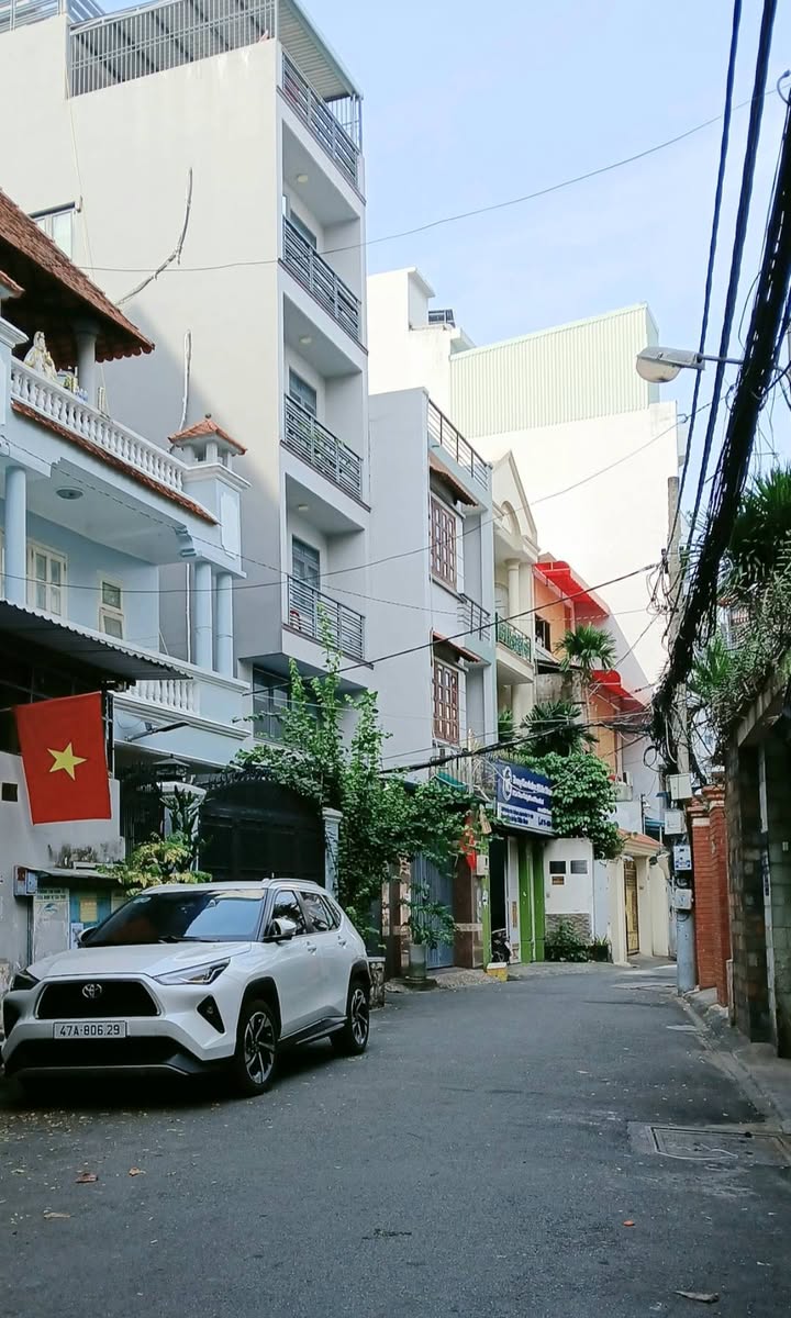 Nhà phố Trường Sơn Tân Bình 54m² giá thỏa thuận - Thiết kế sang trọng, tiện ích hoàn hảo!