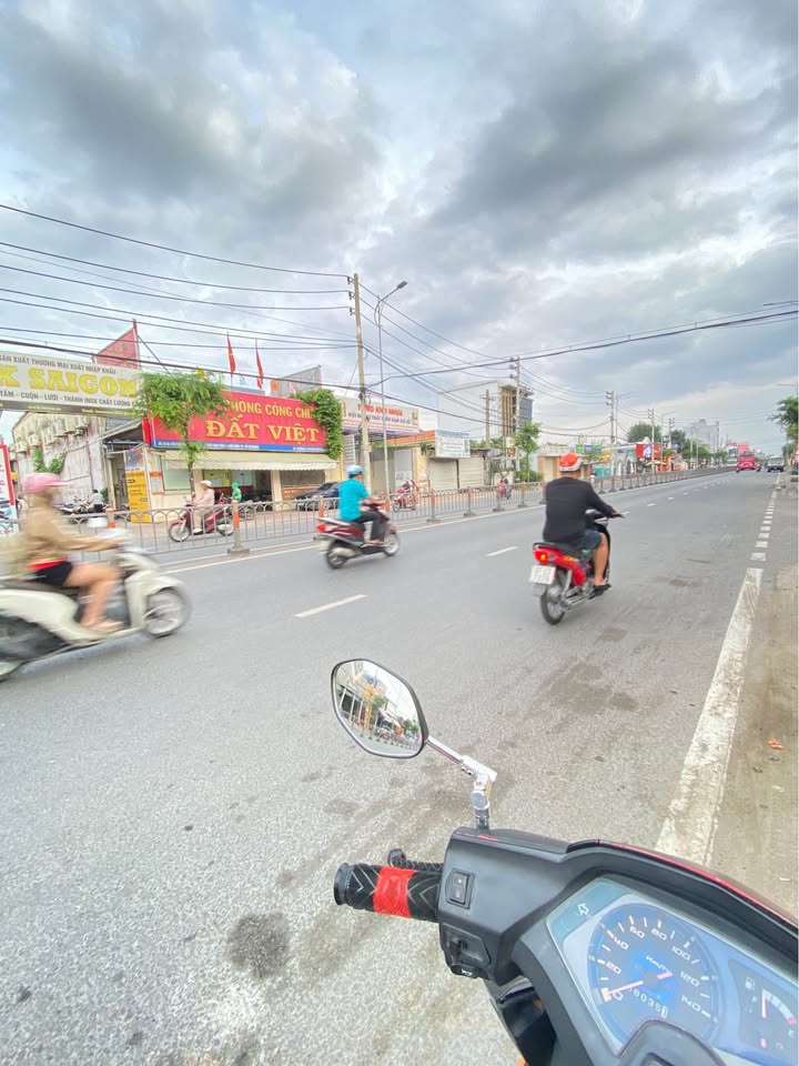 Đất sổ hồng riêng Tô Ký, Tân Xuân 88m² giá 3.89 tỷ - Đầu tư sinh lời ngay!